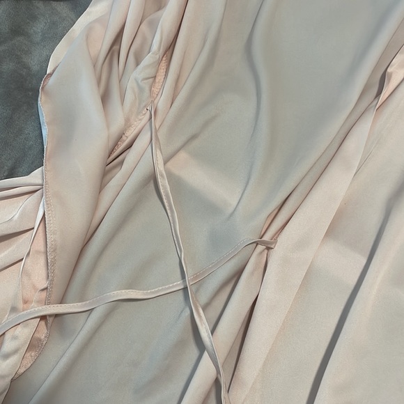 Light pink robe - Picture 4 of 7